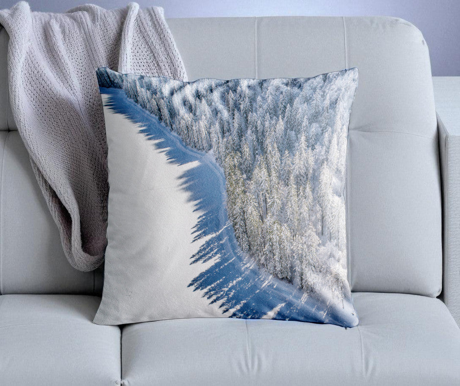 Housse de coussin décoratif - 45 x 45 - "Lac de Montriond" - Design by Karadrone