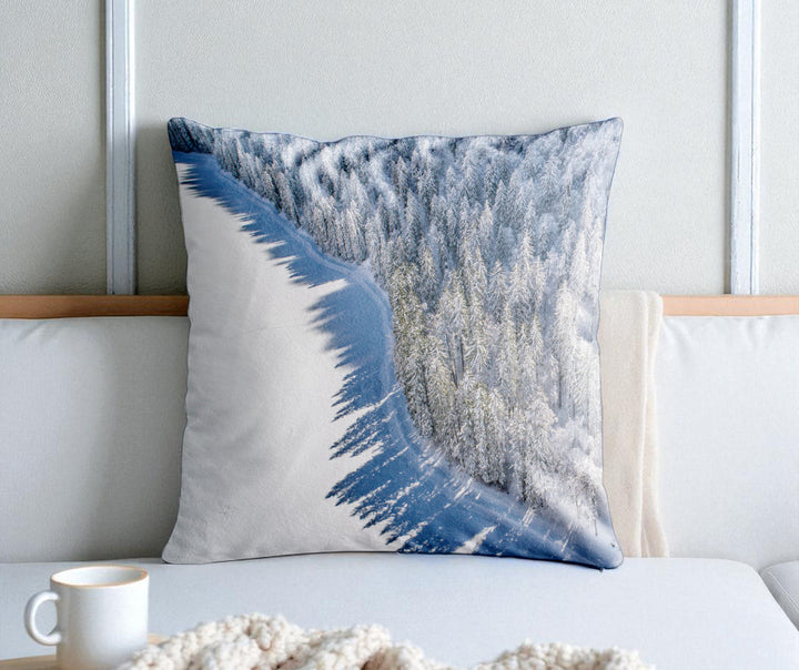 Housse de coussin décoratif - 45 x 45 - "Lac de Montriond" - Design by Karadrone