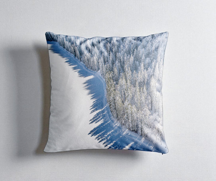 Housse de coussin décoratif - 45 x 45 - "Lac de Montriond" - Design by Karadrone