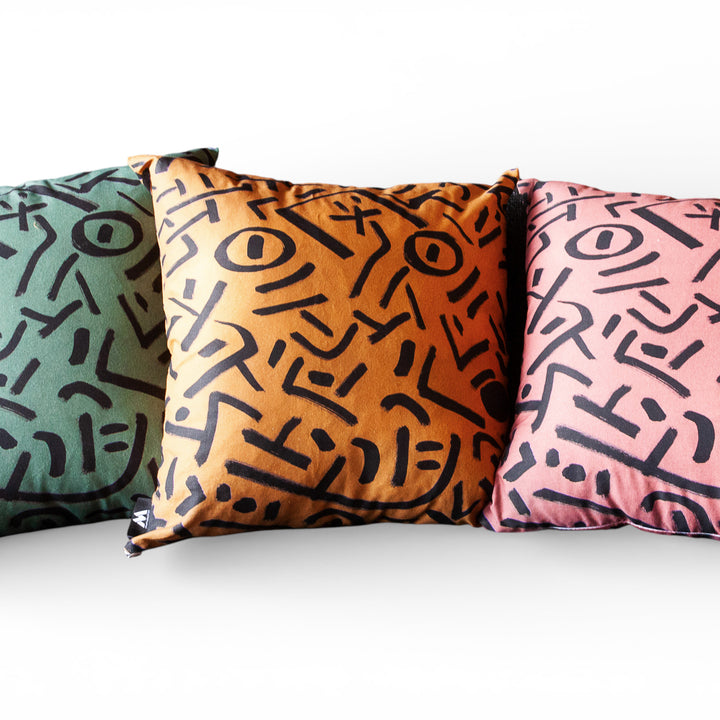 Housse de coussin jaune moutarde – Gestes Libres Willis – coton