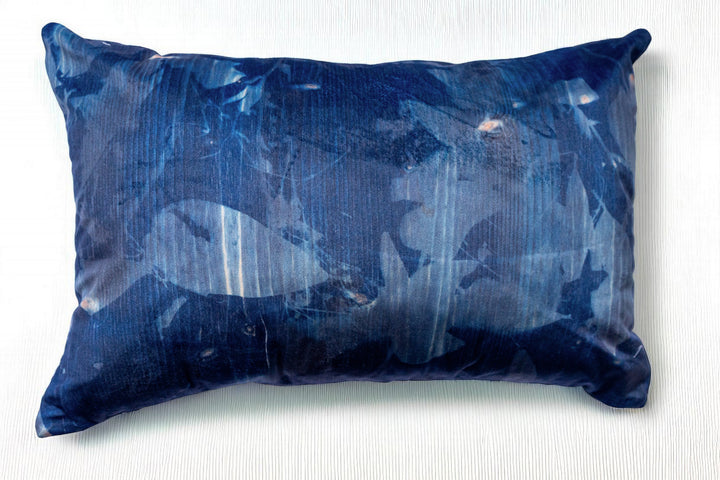 Housse de coussin - 40×60 cm - cyanotipe “Les Bleus du Lac” – Gilles Giacomotti