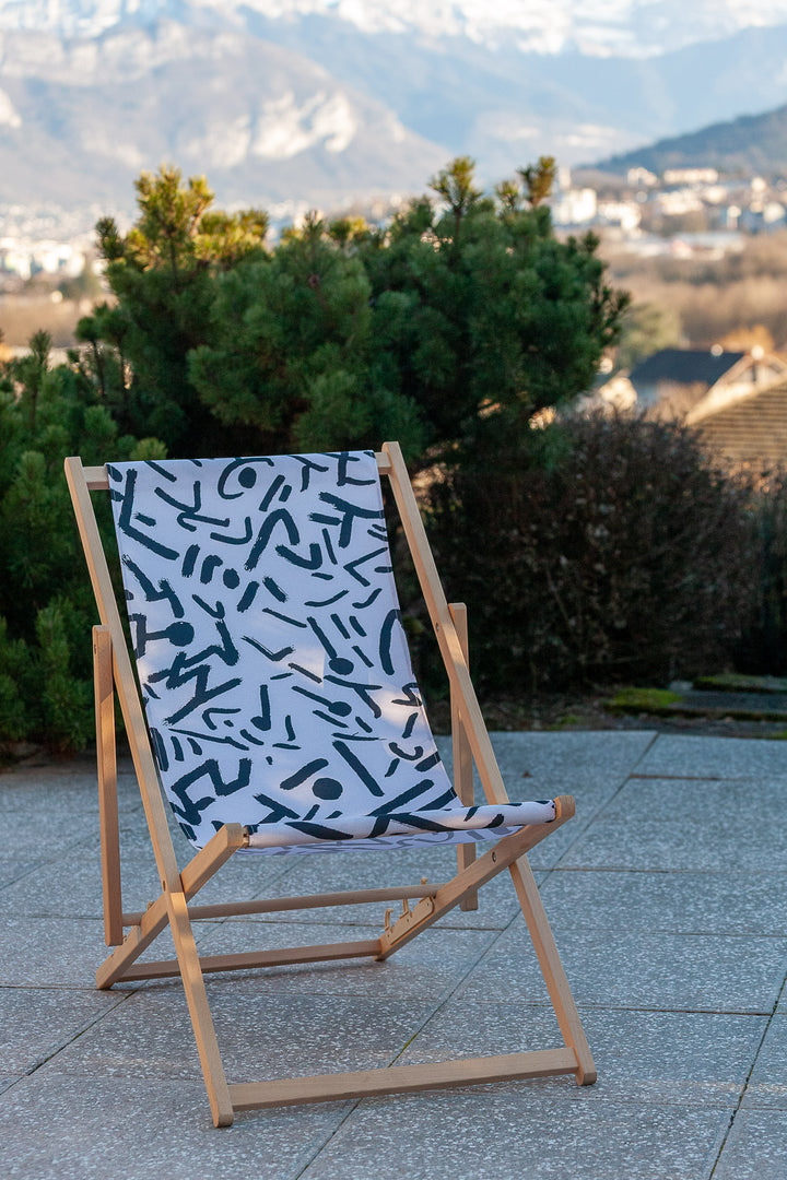 Chilienne bois design – Transat extérieur artistique – Gestes Libres Willis